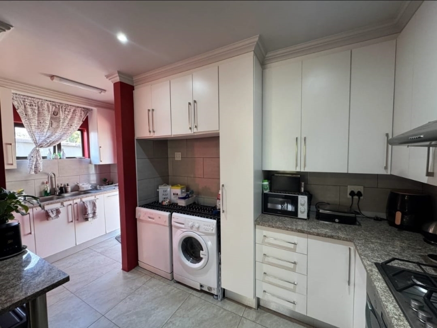 To Let 1 Bedroom Property for Rent in Zilkaatsnek North West